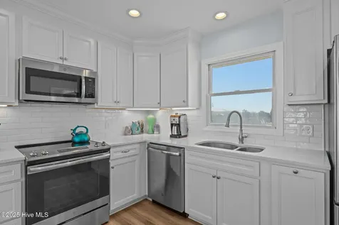 2506 Emerald Drive Emerald Isle NC 28594