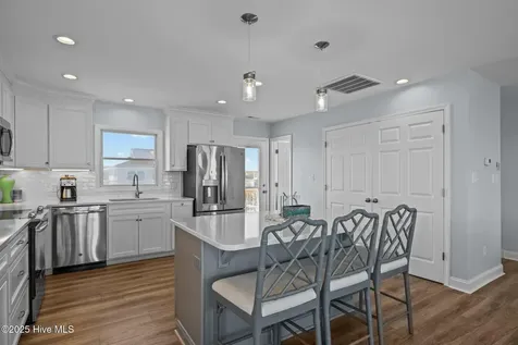2506 Emerald Drive Emerald Isle NC 28594