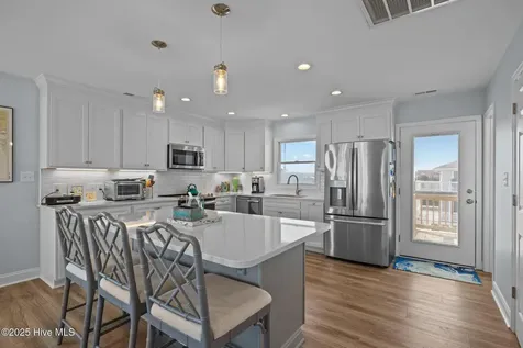 2506 Emerald Drive Emerald Isle NC 28594