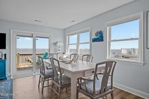 2506 Emerald Drive Emerald Isle NC 28594