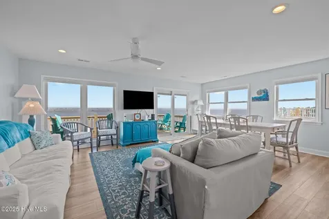 2506 Emerald Drive Emerald Isle NC 28594