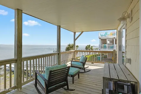 2506 Emerald Drive Emerald Isle NC 28594