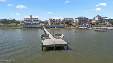 2506 Emerald Drive Emerald Isle NC 28594