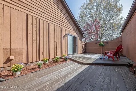 200 Rollins Drive Greenville NC 27834