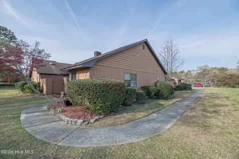 200 Rollins Drive Greenville NC 27834