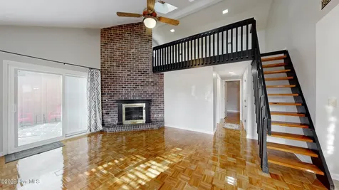 200 Rollins Drive Greenville NC 27834