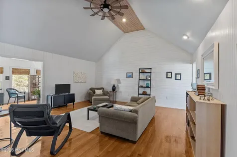 120 Pearl Drive Beaufort NC 28516