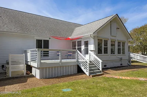 120 Pearl Drive Beaufort NC 28516
