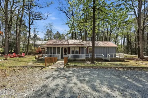 110 Maple Street Carthage NC 28327