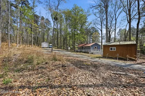 110 Maple Street Carthage NC 28327