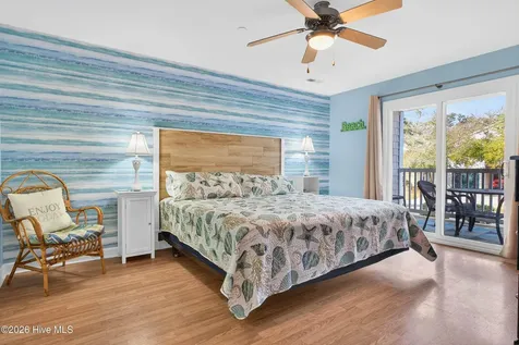 105 SE 58th Street Oak Island NC 28465