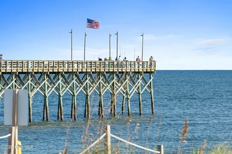 105 SE 58th Street Oak Island NC 28465