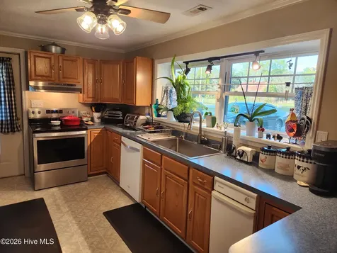 2523 Belgrade Swansboro Road Maysville NC 28555