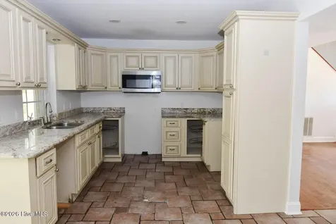 104 Brenton Place Jacksonville NC 28540