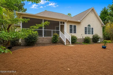141 Longleaf Drive West End NC 27376