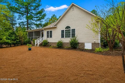 141 Longleaf Drive West End NC 27376