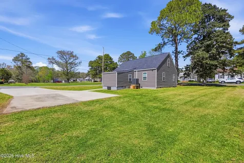 901 Tuscarora Avenue Elizabeth City NC 27909