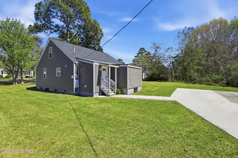 901 Tuscarora Avenue Elizabeth City NC 27909