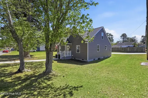 901 Tuscarora Avenue Elizabeth City NC 27909