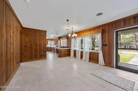 302 Oak Drive Washington NC 27889