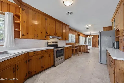 302 Oak Drive Washington NC 27889