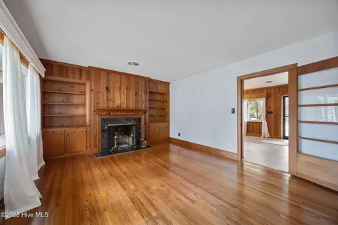 302 Oak Drive Washington NC 27889