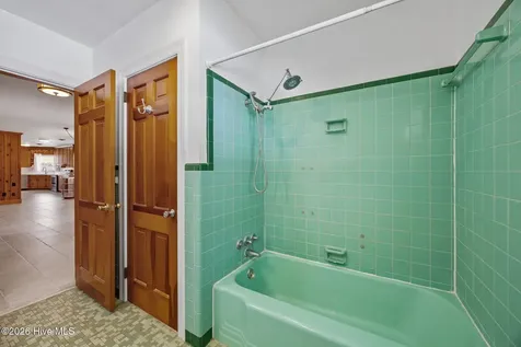 302 Oak Drive Washington NC 27889