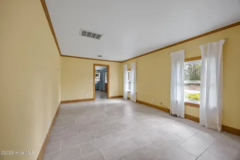 302 Oak Drive Washington NC 27889