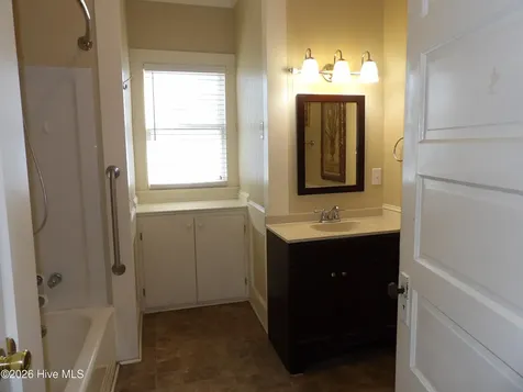 201 E Thompson Avenue Stantonsburg NC 27883