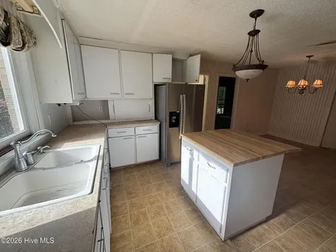 4512 W Fairway Drive Trent Woods NC 28562