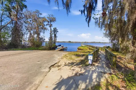204 Glenburnie Drive New Bern NC 28560