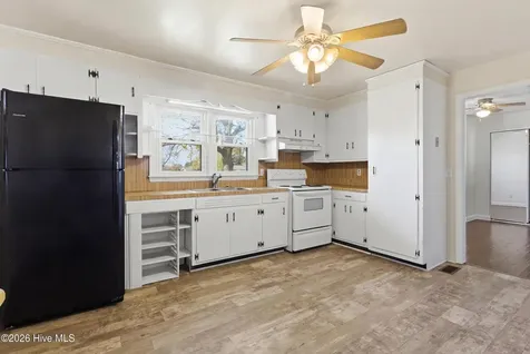 204 Glenburnie Drive New Bern NC 28560