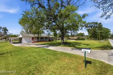 204 Glenburnie Drive New Bern NC 28560