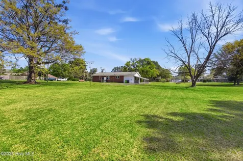 204 Glenburnie Drive New Bern NC 28560