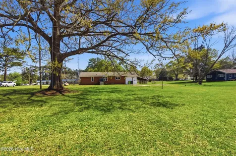 204 Glenburnie Drive New Bern NC 28560