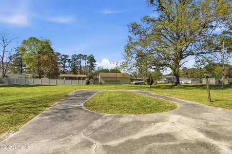 204 Glenburnie Drive New Bern NC 28560