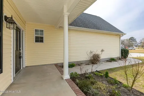 106 Gracelyn Lane Newport NC 28570