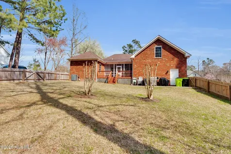 128 Walden Road New Bern NC 28562