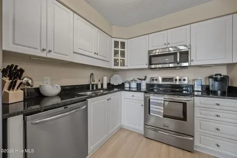 102 Diann Drive Emerald Isle NC 28594