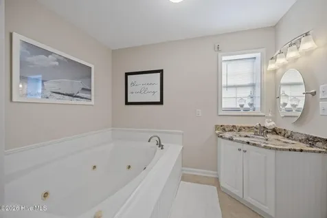 102 Diann Drive Emerald Isle NC 28594