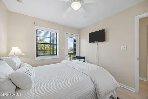 102 Diann Drive Emerald Isle NC 28594