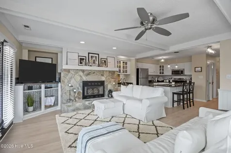 102 Diann Drive Emerald Isle NC 28594