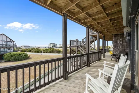 102 Diann Drive Emerald Isle NC 28594