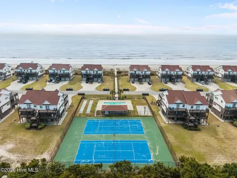 102 Diann Drive Emerald Isle NC 28594