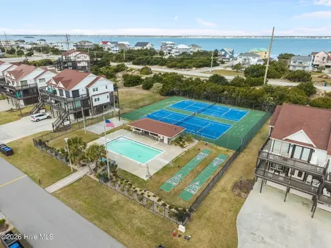 102 Diann Drive Emerald Isle NC 28594