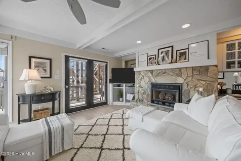 102 Diann Drive Emerald Isle NC 28594