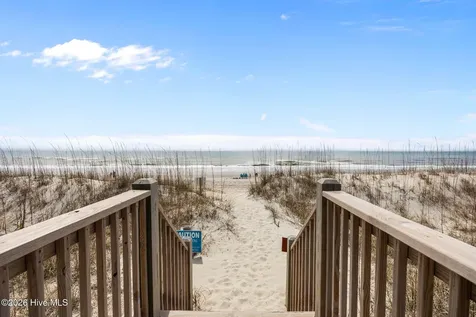 102 Diann Drive Emerald Isle NC 28594