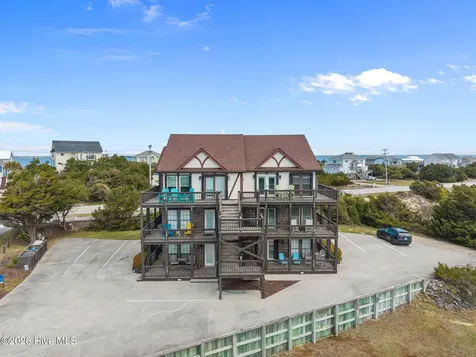 102 Diann Drive Emerald Isle NC 28594