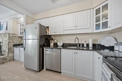 102 Diann Drive Emerald Isle NC 28594