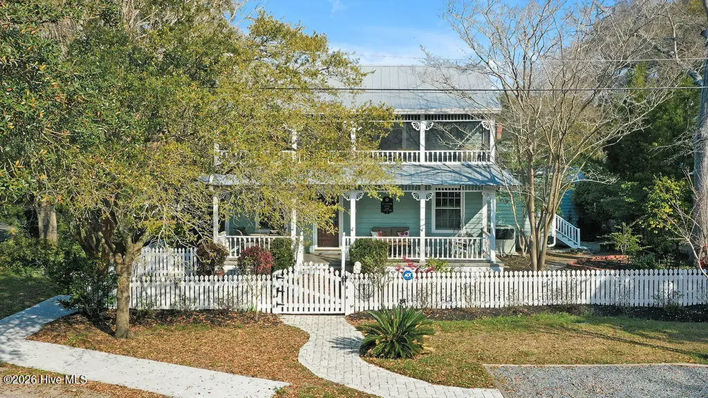 301 E West Street Southport NC 28461